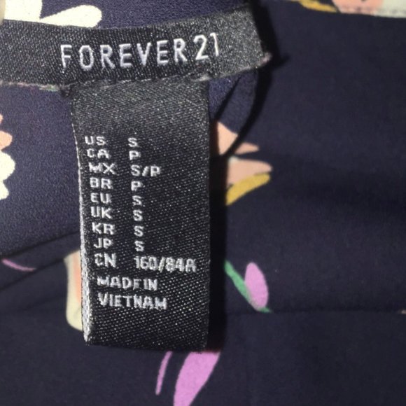 Forever 21 Navy Blue Flower Top - Picture 3 of 3